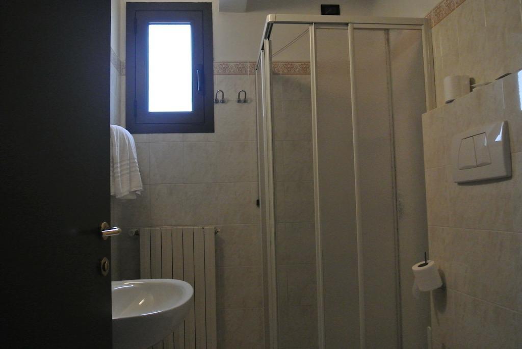 Arlecchino Hotel Castel San Pietro Terme Bagian luar foto